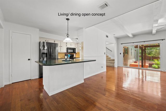 9411 Cedar Crest DR, Austin, TX 78750