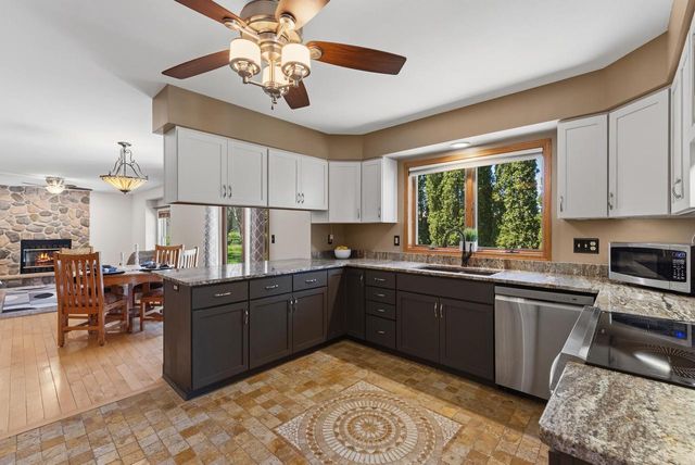 306 Emily Lane, Beaver Dam, WI 53916