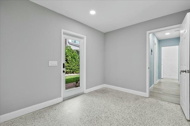 18 Adams Road, Ocean Ridge, FL 33435