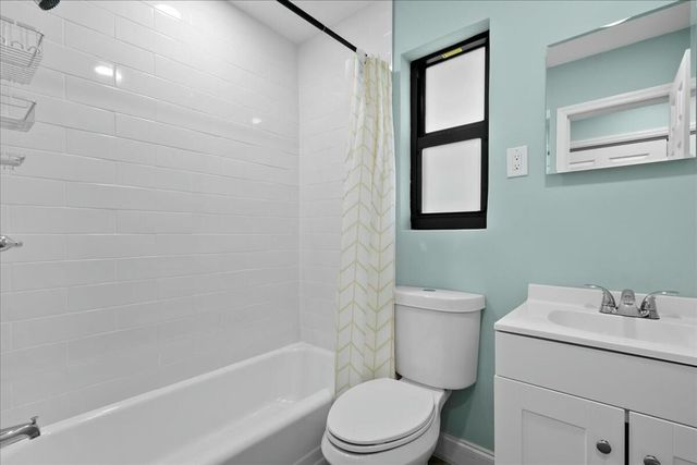 18 Adams Road, Ocean Ridge, FL 33435