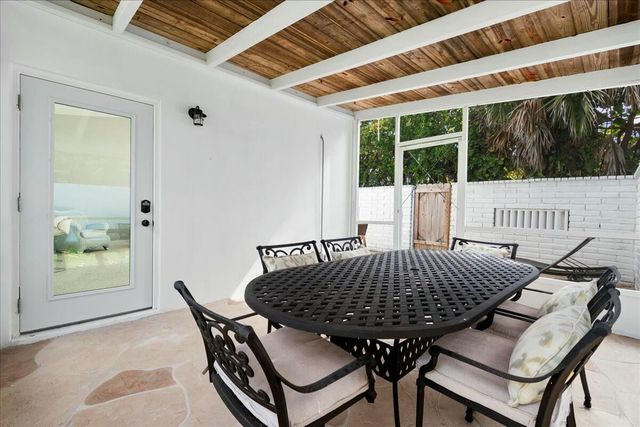 18 Adams Road, Ocean Ridge, FL 33435