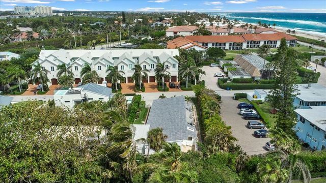 18 Adams Road, Ocean Ridge, FL 33435