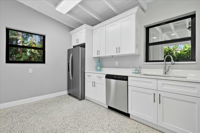 18 Adams Road, Ocean Ridge, FL 33435
