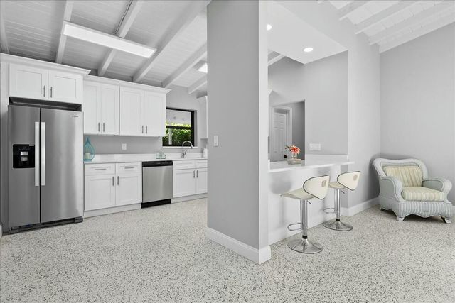 18 Adams Road, Ocean Ridge, FL 33435