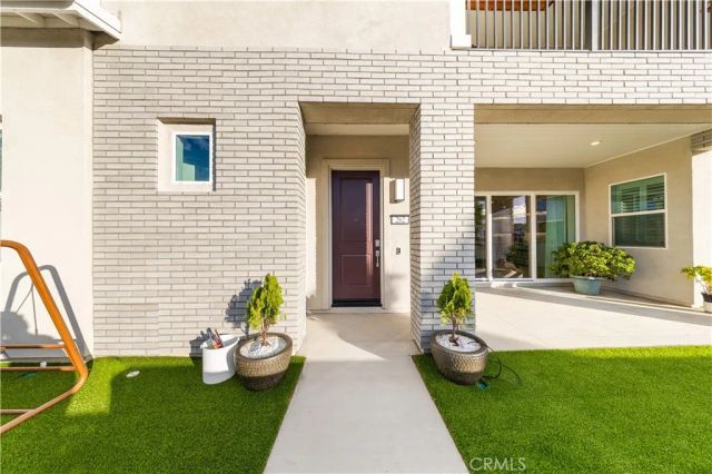 262 Sora, Irvine, CA 92618
