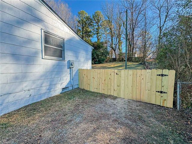 1012 Meadowbrook Boulevard, High Point, NC 27260