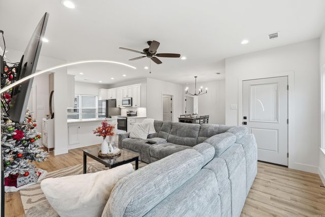 14 Songbird Cove, Greenbrier, AR 72058