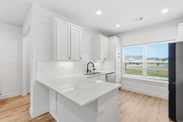 14 Songbird Cove, Greenbrier, AR 72058