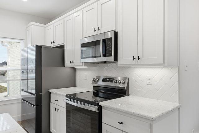 14 Songbird Cove, Greenbrier, AR 72058