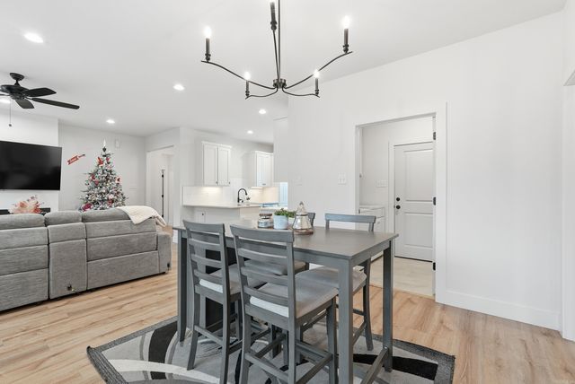 14 Songbird Cove, Greenbrier, AR 72058