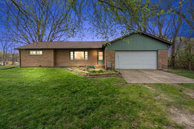 60299 County Road 380, Bangor, MI 49013