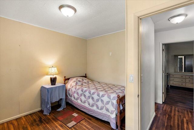 60299 County Road 380, Bangor, MI 49013