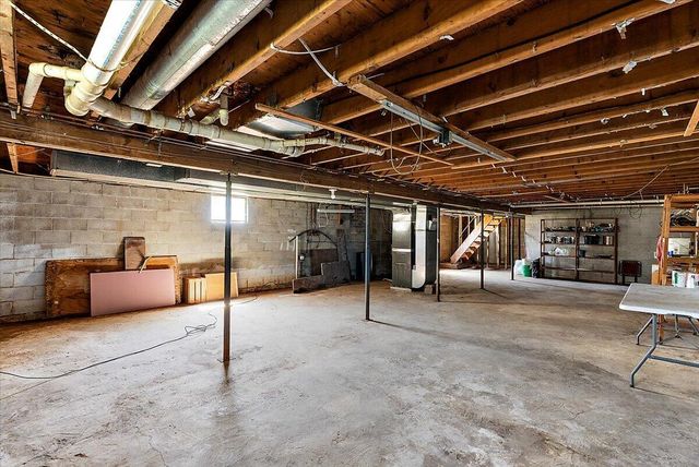60299 County Road 380, Bangor, MI 49013