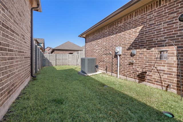 824 8th Street, Argyle, TX 76226