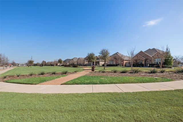 824 8th Street, Argyle, TX 76226