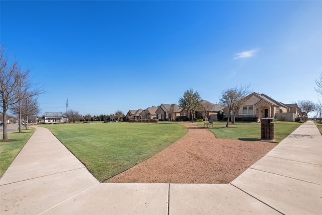 824 8th Street, Argyle, TX 76226