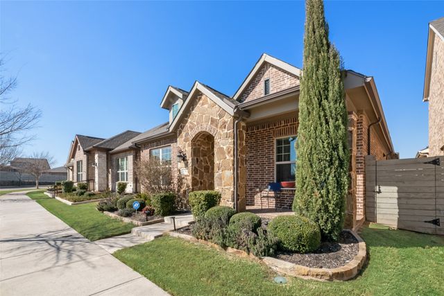 824 8th Street, Argyle, TX 76226