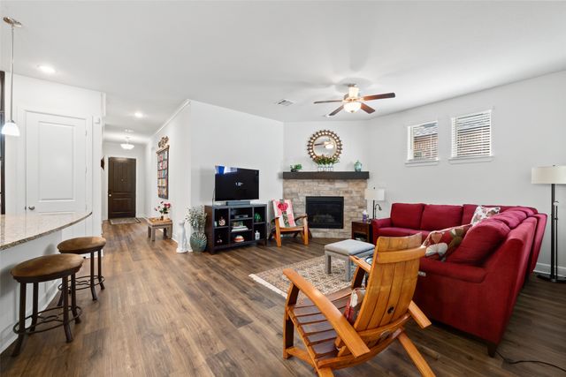 824 8th Street, Argyle, TX 76226