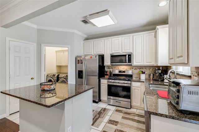 18240 Midway Road 1004, Dallas, TX 75287