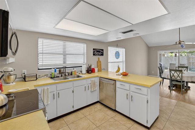 614 SANDALWOOD DRIVE, Plant City, FL 33563