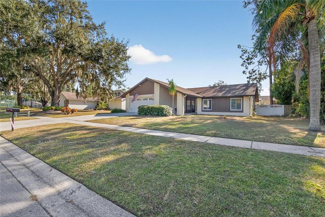 614 SANDALWOOD DRIVE, Plant City, FL 33563