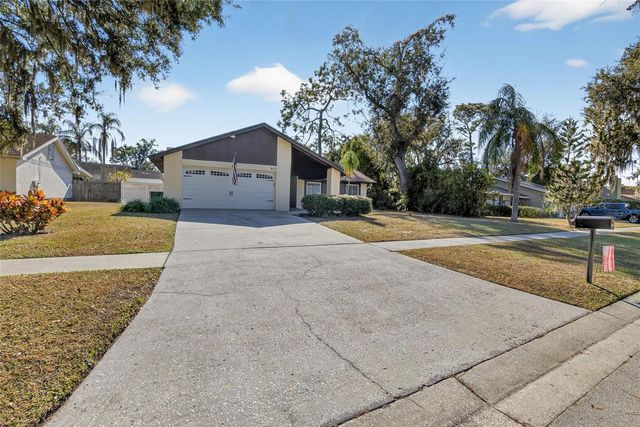 614 SANDALWOOD DRIVE, Plant City, FL 33563