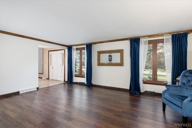 486 Cottonwood Drive, Amherst, NY 14221