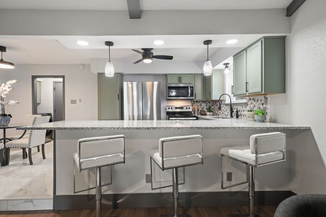 1711 Briar Meadow Drive, Arlington, TX 76014