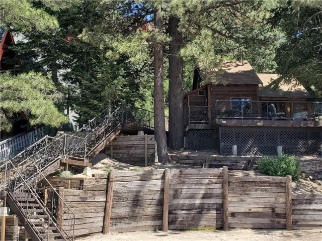 33429 Robin Drive, Green Valley Lake, CA 92341