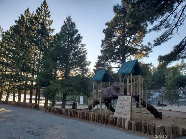 33429 Robin Drive, Green Valley Lake, CA 92341