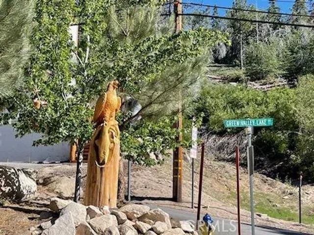 33429 Robin Drive, Green Valley Lake, CA 92341