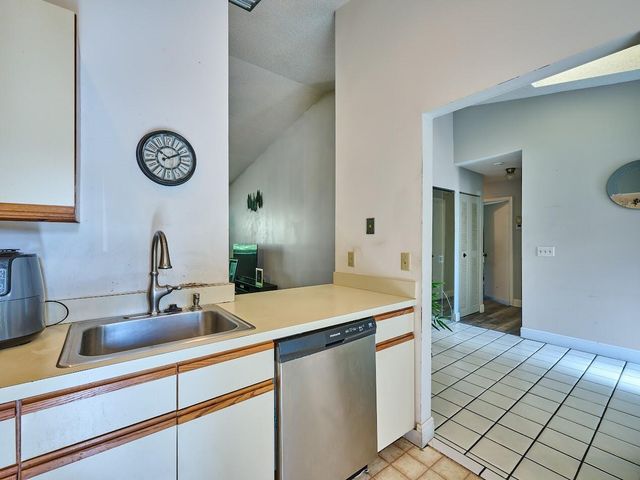 498 Iron Forge Ct Court, Royal Palm Beach, FL 33411