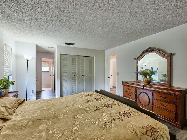 498 Iron Forge Ct Court, Royal Palm Beach, FL 33411