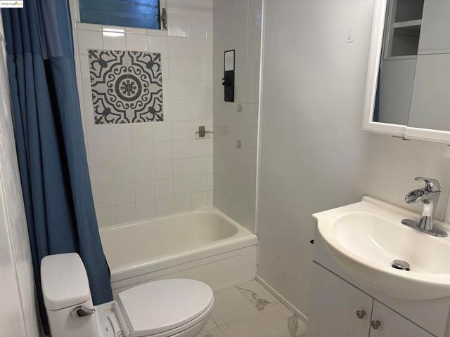 2050 Monument, Pleasant Hill, CA 94523