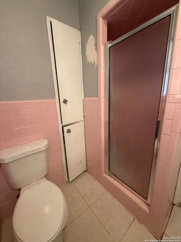 1410 F, Floresville, TX 78114