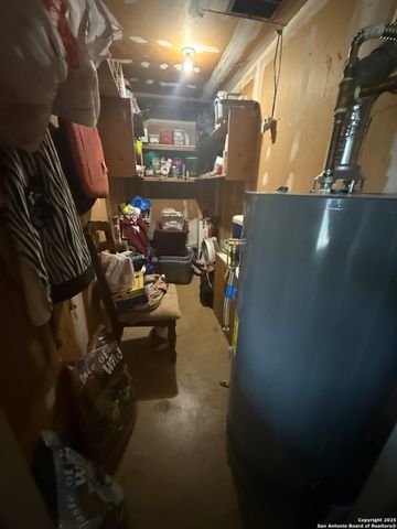 1410 F, Floresville, TX 78114