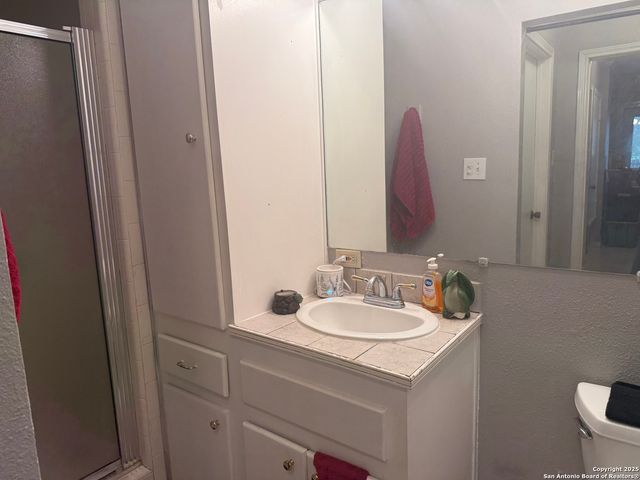 1410 F, Floresville, TX 78114