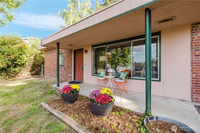 2162 Harding Avenue SE, Port Orchard, WA 98366