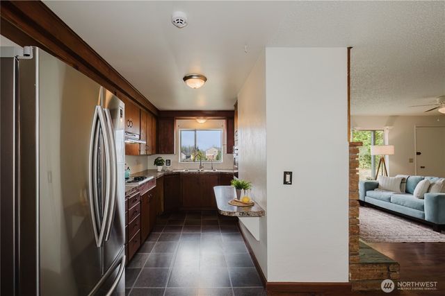 2162 Harding Avenue SE, Port Orchard, WA 98366
