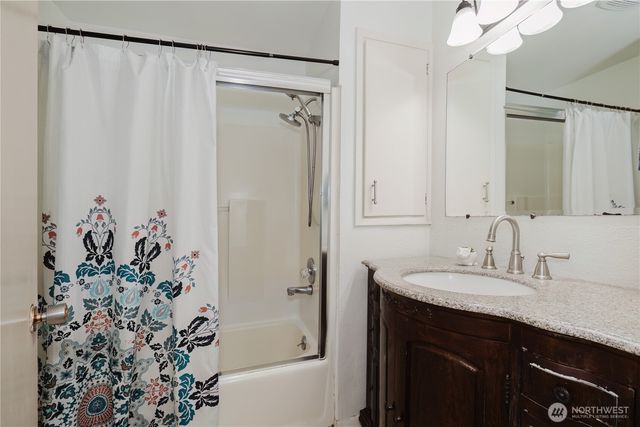2162 Harding Avenue SE, Port Orchard, WA 98366