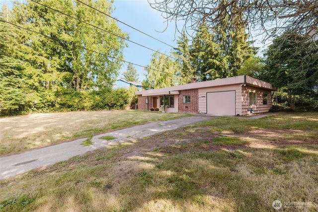 2162 Harding Avenue SE, Port Orchard, WA 98366