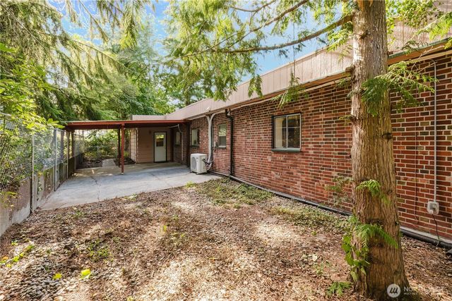 2162 Harding Avenue SE, Port Orchard, WA 98366