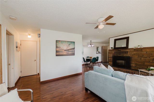 2162 Harding Avenue SE, Port Orchard, WA 98366