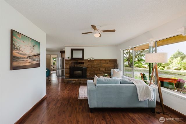 2162 Harding Avenue SE, Port Orchard, WA 98366