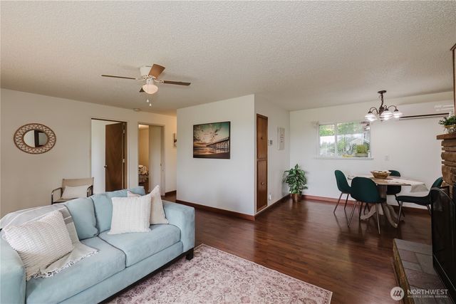 2162 Harding Avenue SE, Port Orchard, WA 98366
