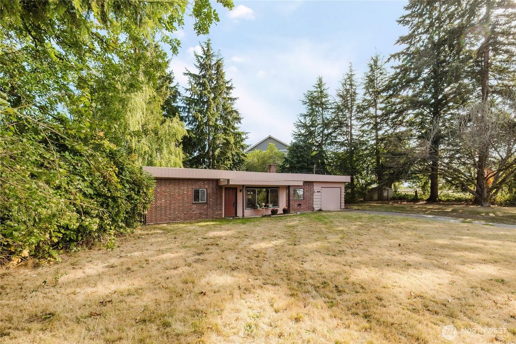 2162 Harding Avenue SE, Port Orchard, WA 98366