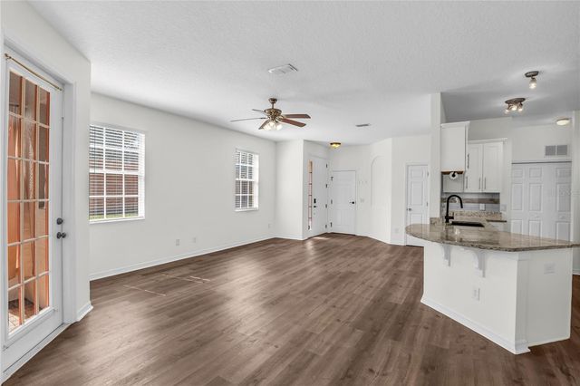 3699 OAKDALE CIRCLE 105, Oviedo, FL 32765