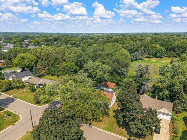 1929 Jerrold Avenue, Arden Hills, MN 55112
