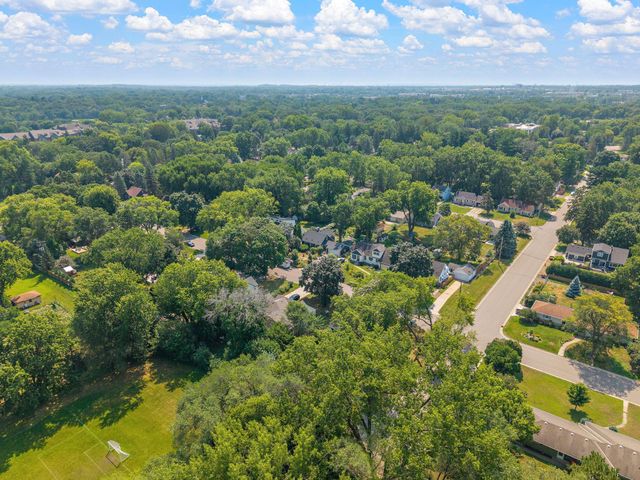 1929 Jerrold Avenue, Arden Hills, MN 55112