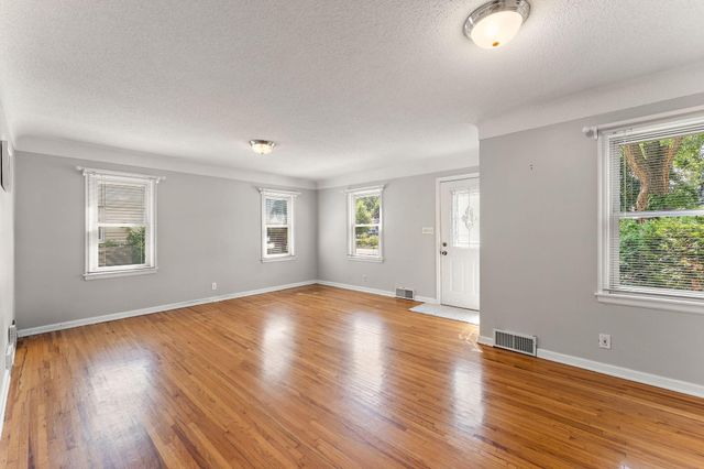 1929 Jerrold Avenue, Arden Hills, MN 55112